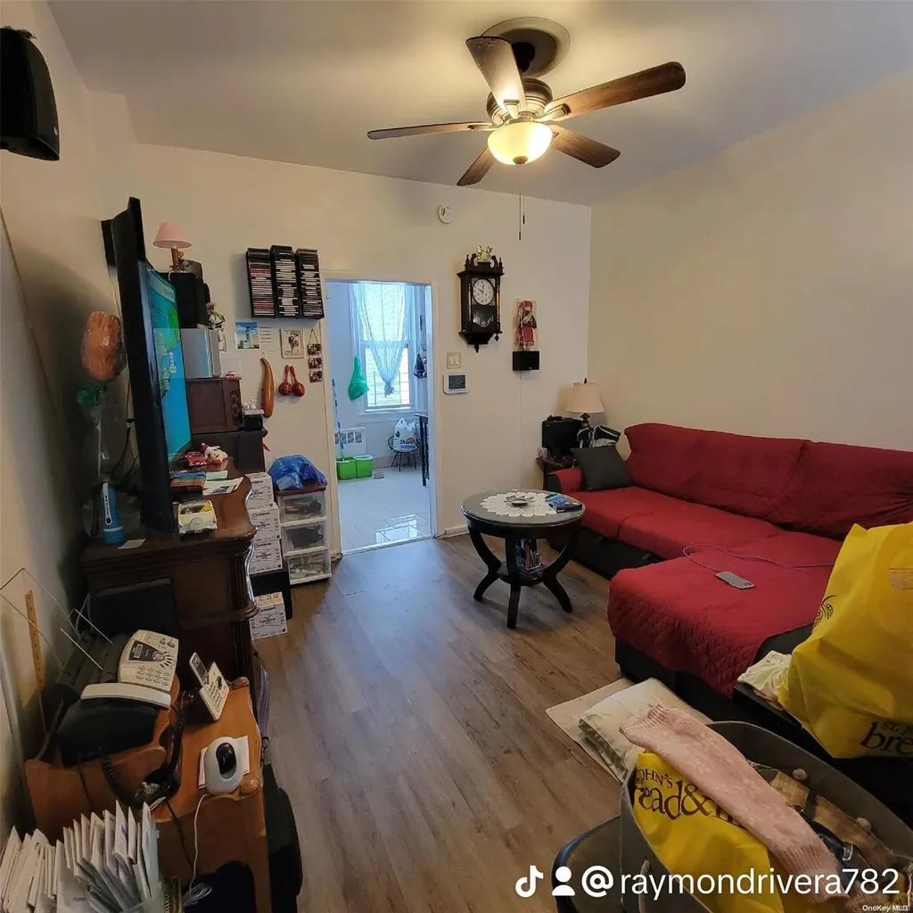 60-23 54th Place Maspeth NY 11378
