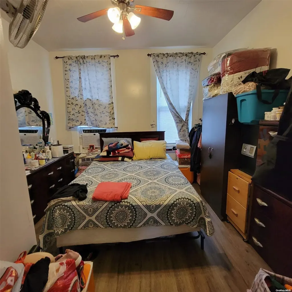 60-23 54th Place Maspeth NY 11378