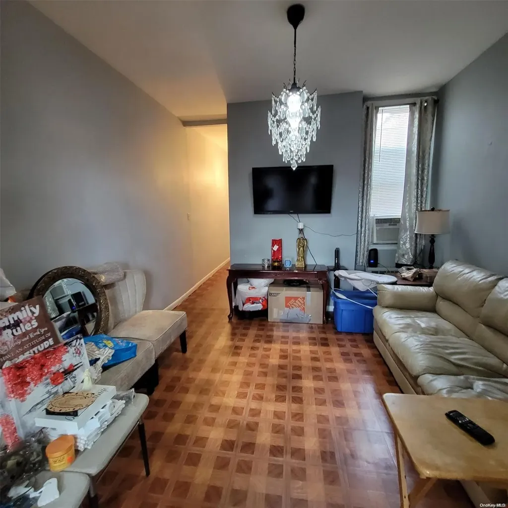 60-23 54th Place Maspeth NY 11378