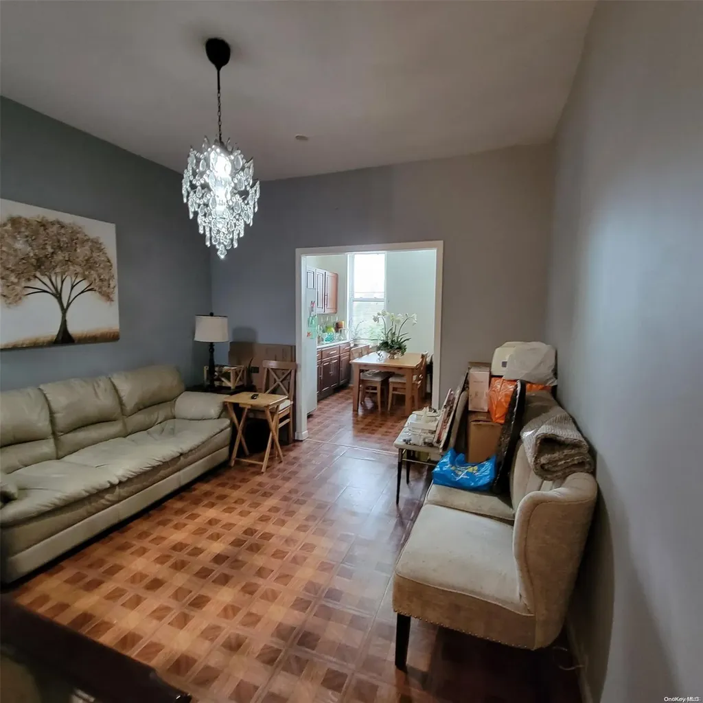 60-23 54th Place Maspeth NY 11378