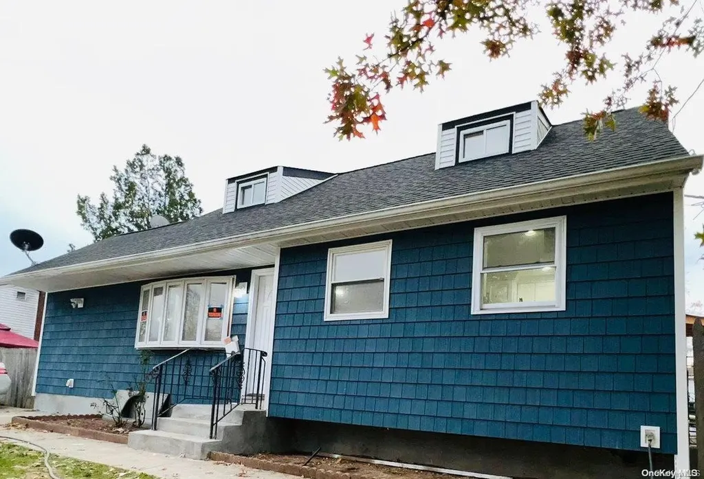 176 Front Avenue Brentwood NY 11717