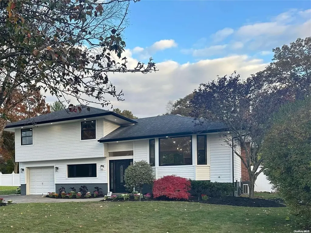 43 Ruth Boulevard Commack NY 11725