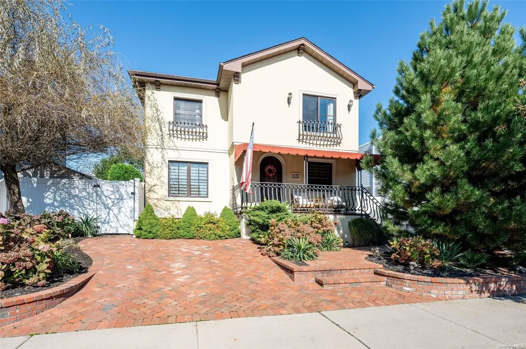 515 E State Street Long Beach NY 11561