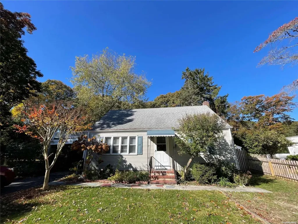 4795 Peconic Bay Boulevard Laurel NY 11948