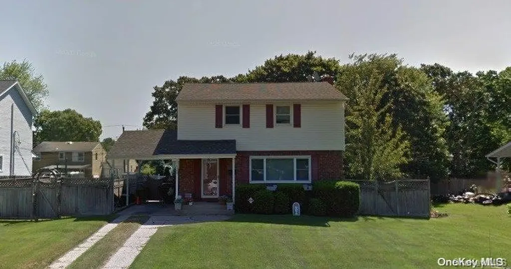 129 Tree Road Centereach NY 11720