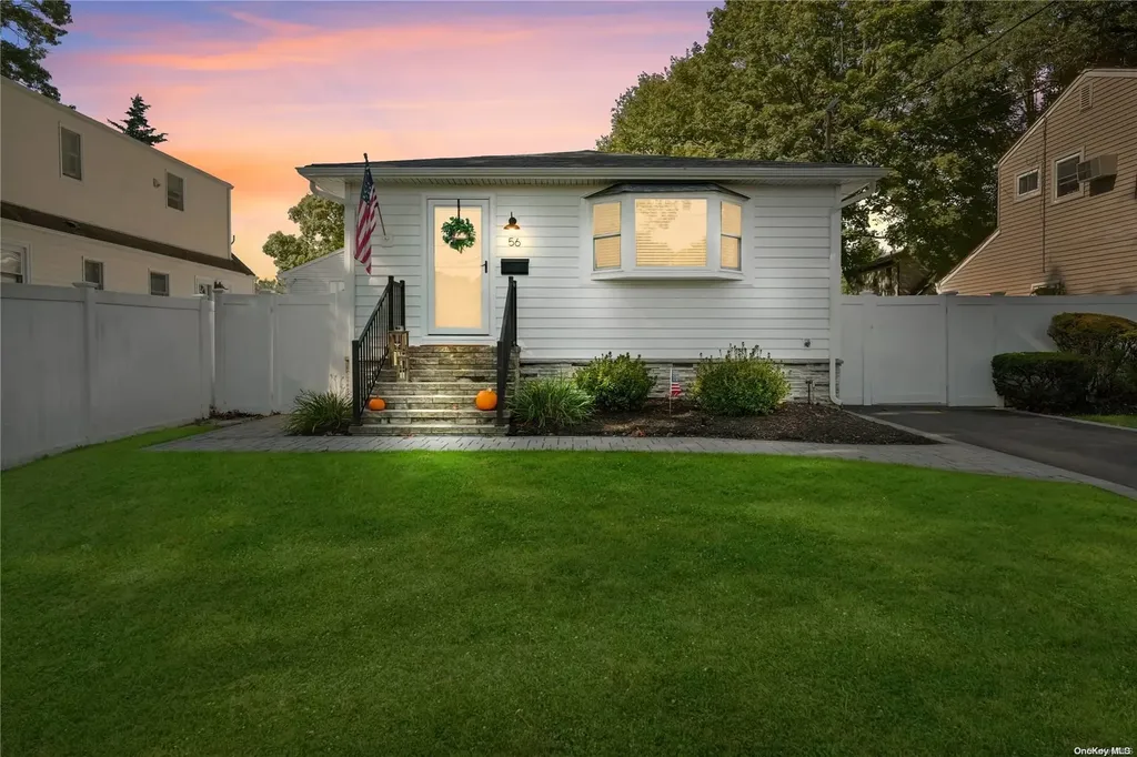 56 Morris Avenue West Islip NY 11795
