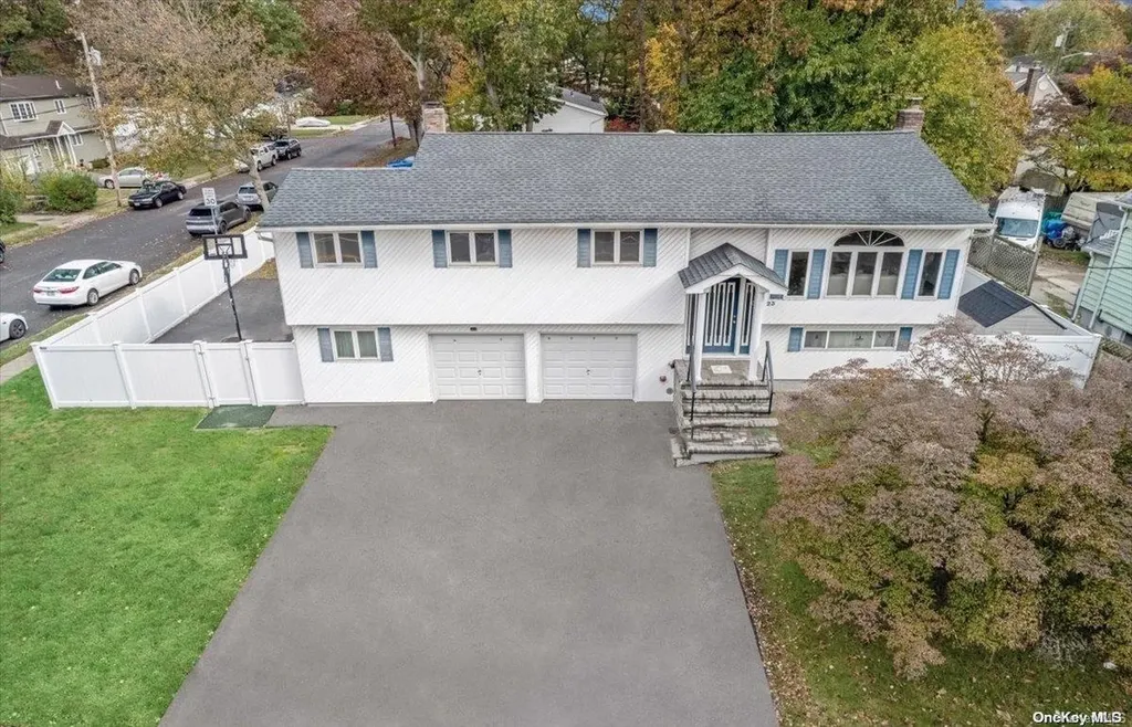 23 Carleton Avenue Islip Terrace NY 11752