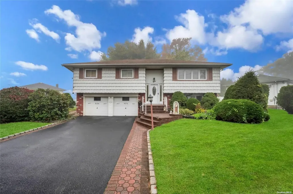 9 Motor Lane Old Bethpage NY 11804