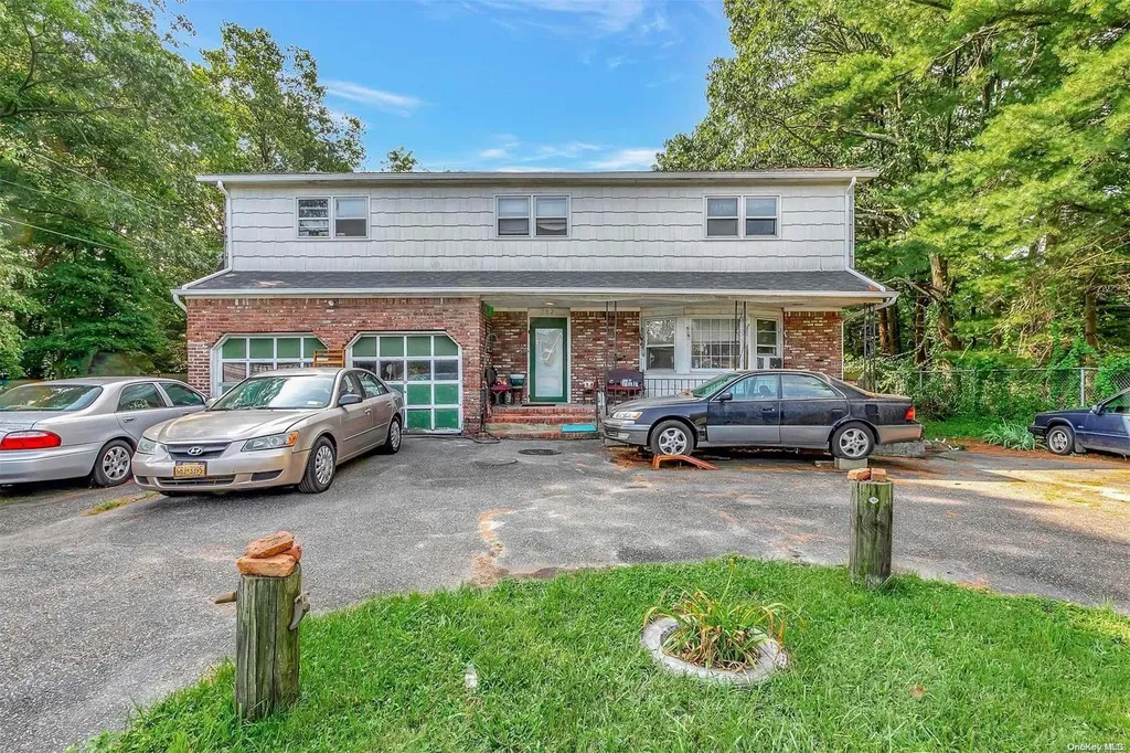 782 Candlewood Road Bay Shore NY 11706