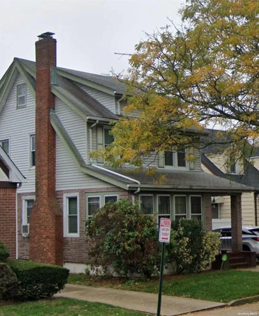 54 Macdonald Street Hempstead NY 11550