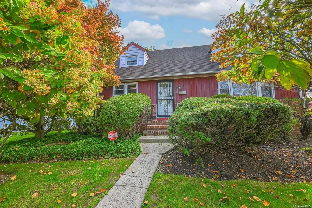 356 Westbury Boulevard Hempstead NY 11550