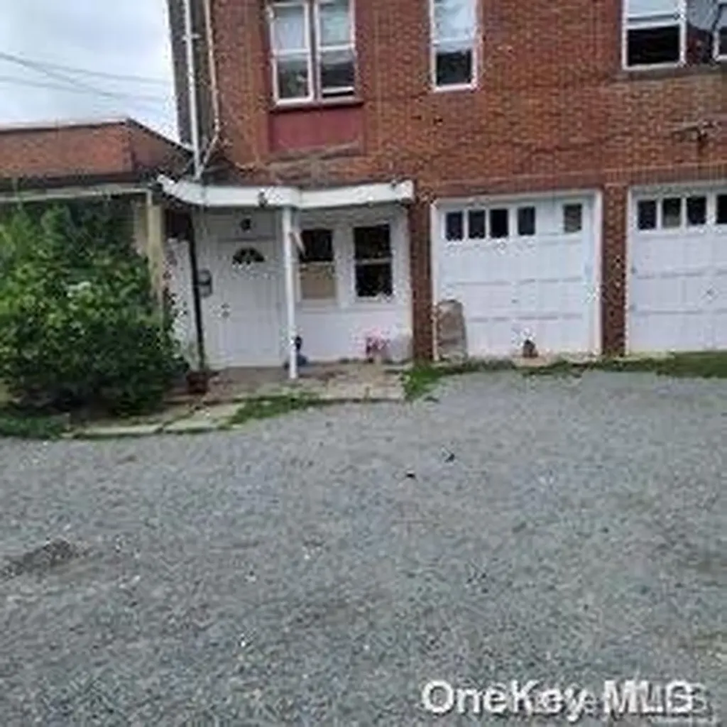 21 E Clinton Avenue Roosevelt NY 11575