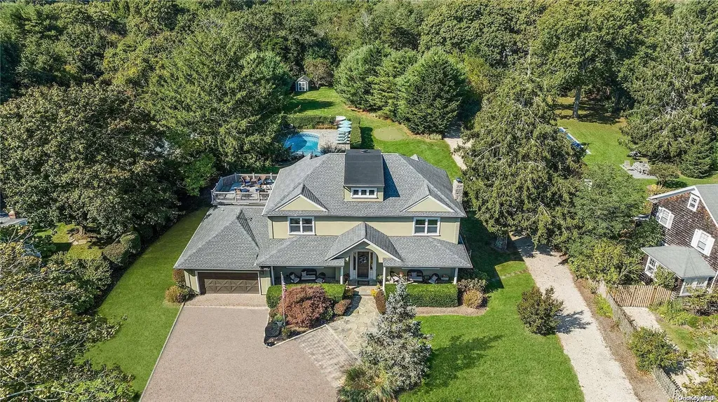 71 Tanners Neck Lane Westhampton NY 11977