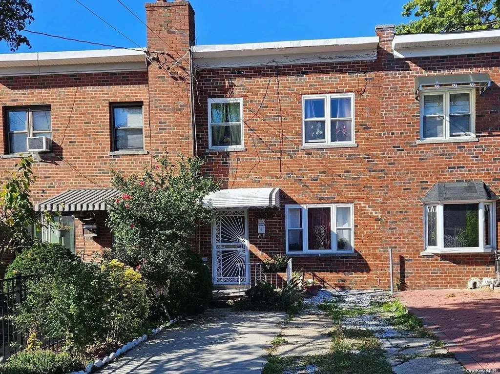 4149 Baychester Avenue Bronx NY 10466