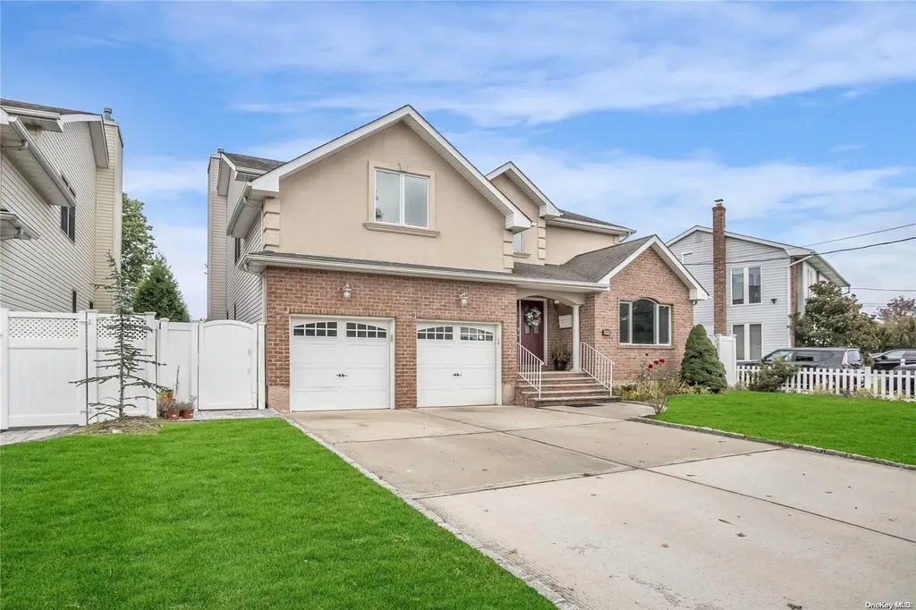 3865 Miller Place Levittown NY 11756