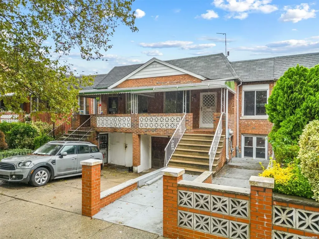 61 E 54th Street Brooklyn NY 11203
