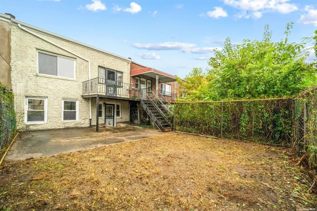 61 E 54th Street Brooklyn NY 11203