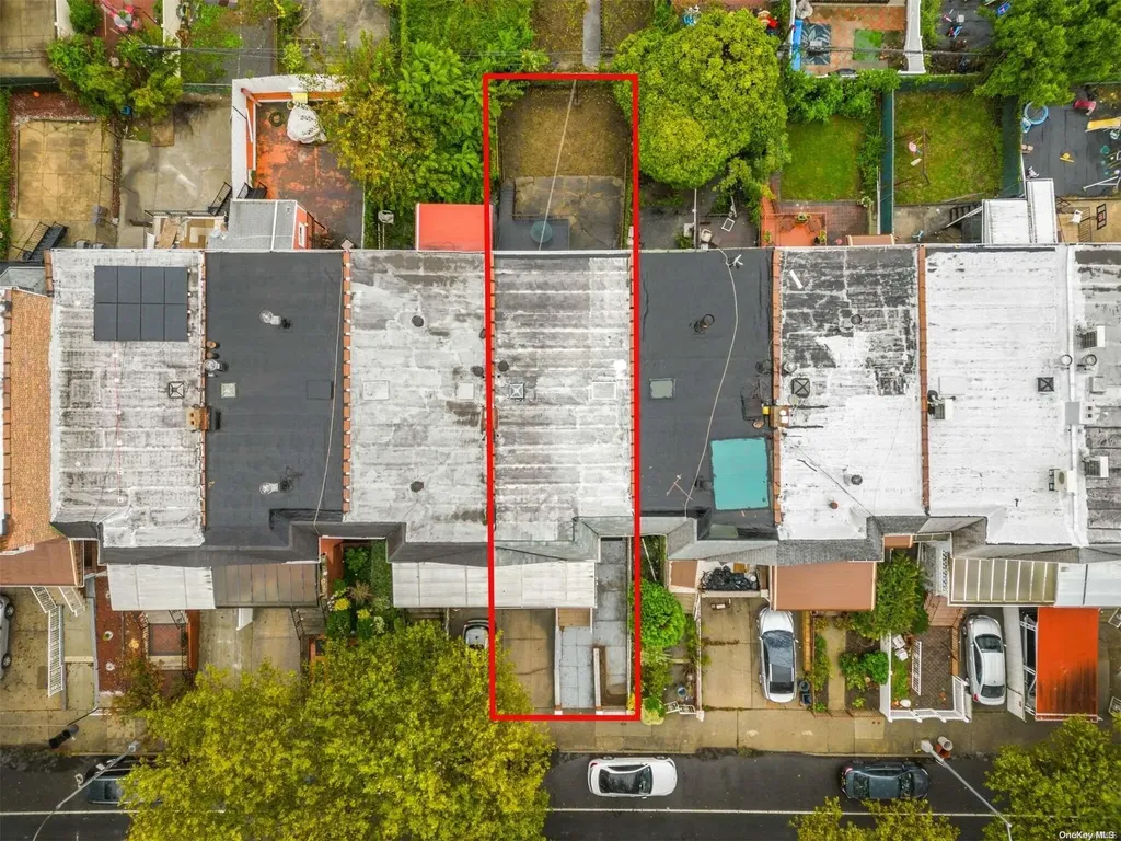 61 E 54th Street Brooklyn NY 11203