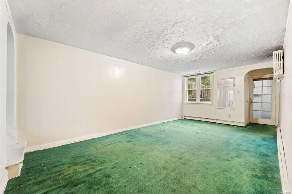 61 E 54th Street Brooklyn NY 11203
