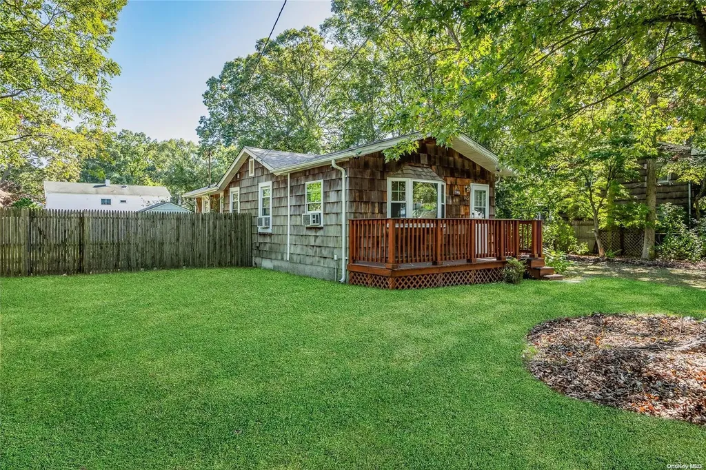 145 Magnolia Drive Selden NY 11784