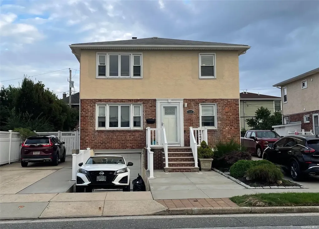 734 W Beech Street Long Beach NY 11561