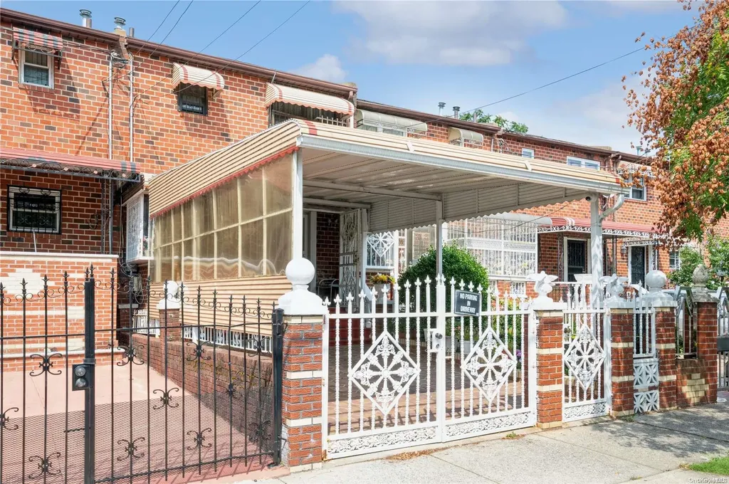 559 Belmont Avenue Brooklyn NY 11207