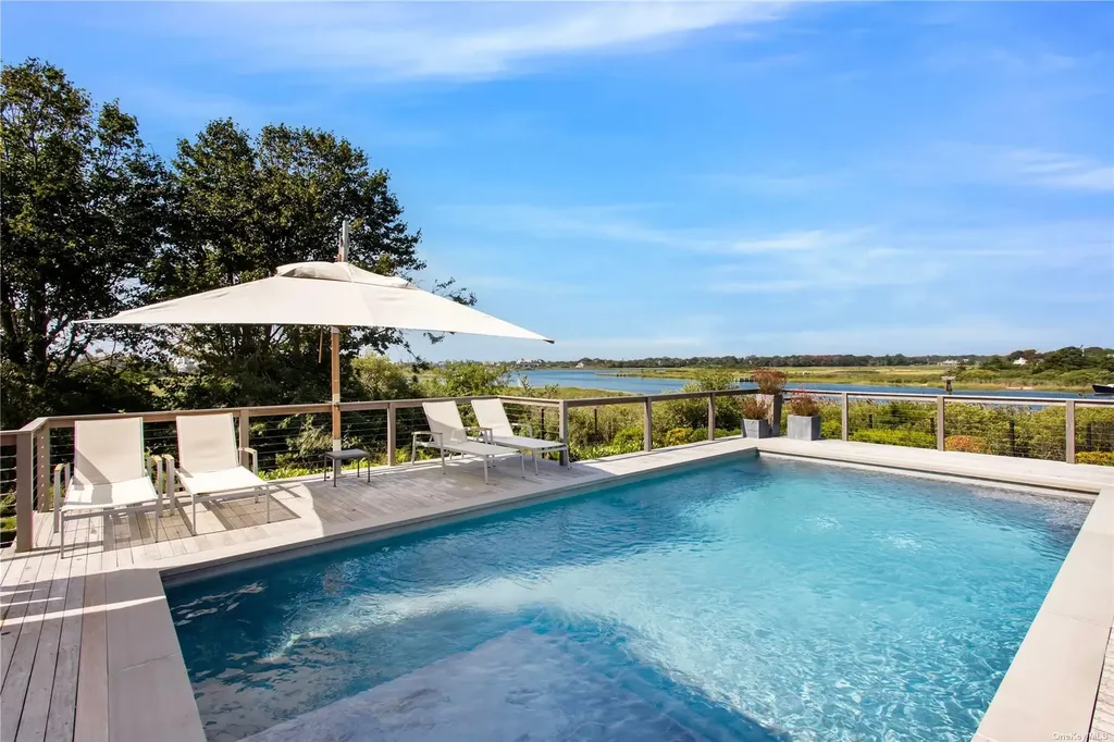 157 Dune Road Quogue NY 11959