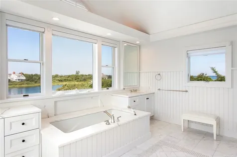157 Dune Road Quogue NY 11959