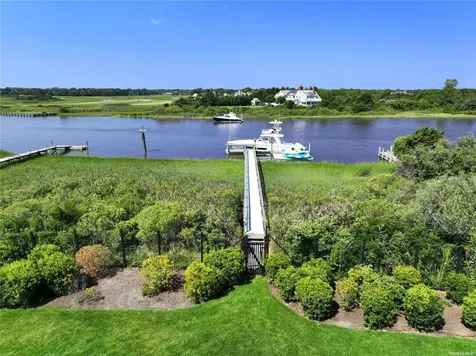 157 Dune Road Quogue NY 11959