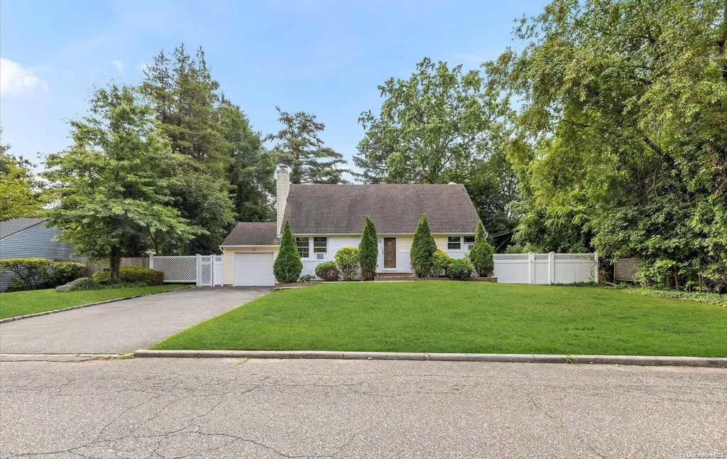 38 Willits Road Glen Cove NY 11542