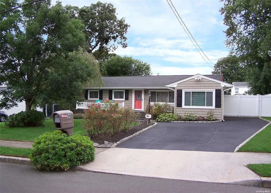 56 Janice Lane Selden NY 11784