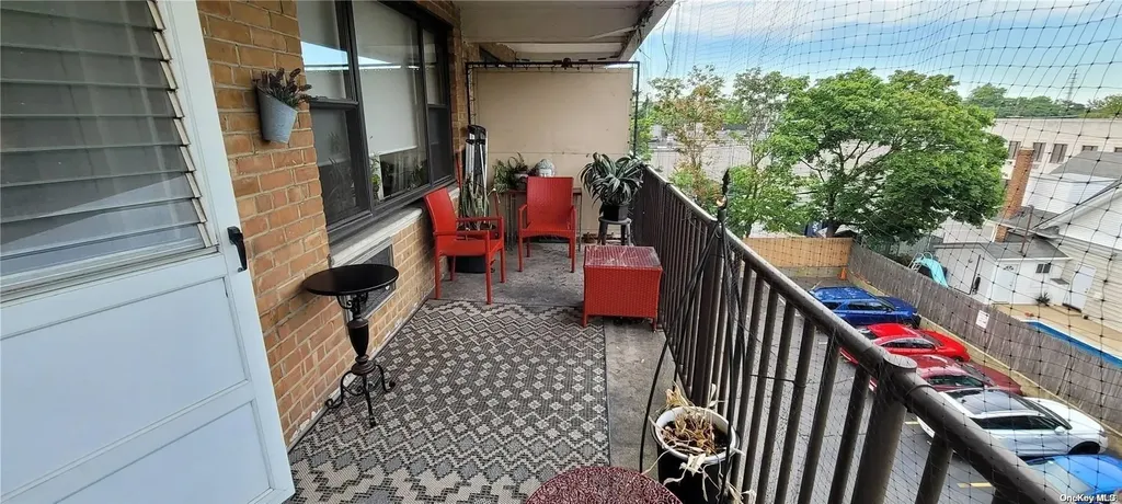 55 S Bergin Place Freeport NY 11520