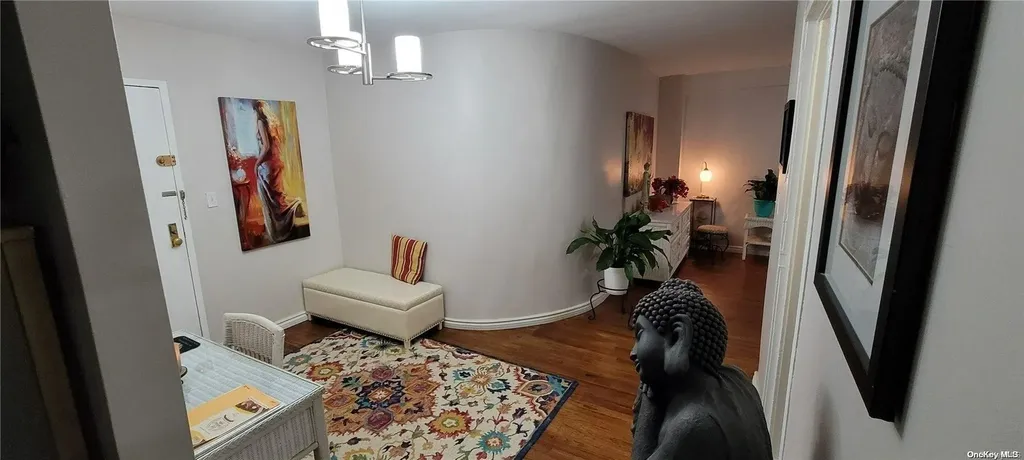 55 S Bergin Place Freeport NY 11520