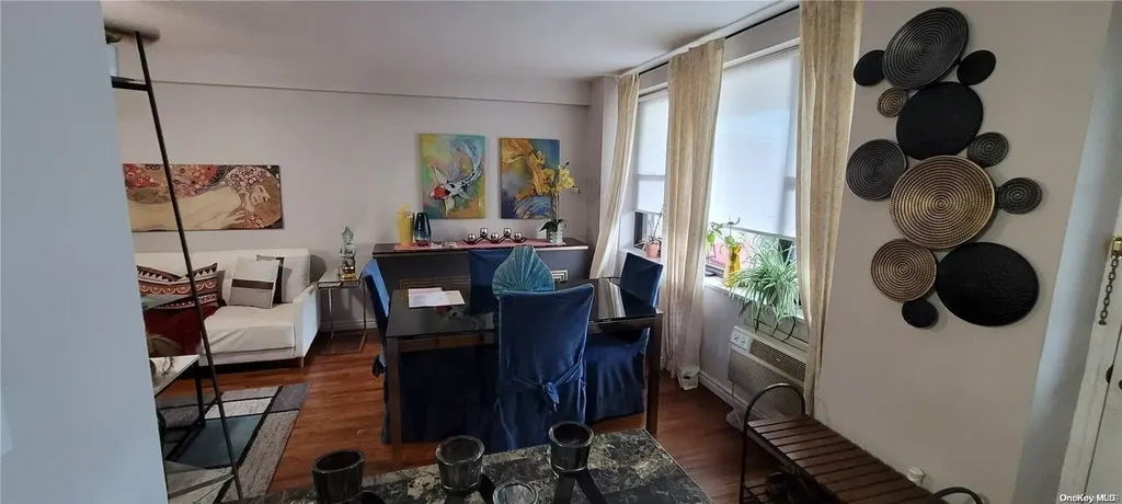55 S Bergin Place Freeport NY 11520