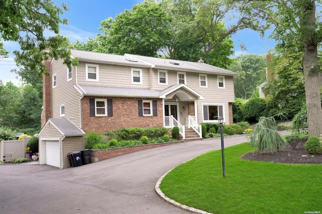 44 Seward Drive Dix Hills NY 11746
