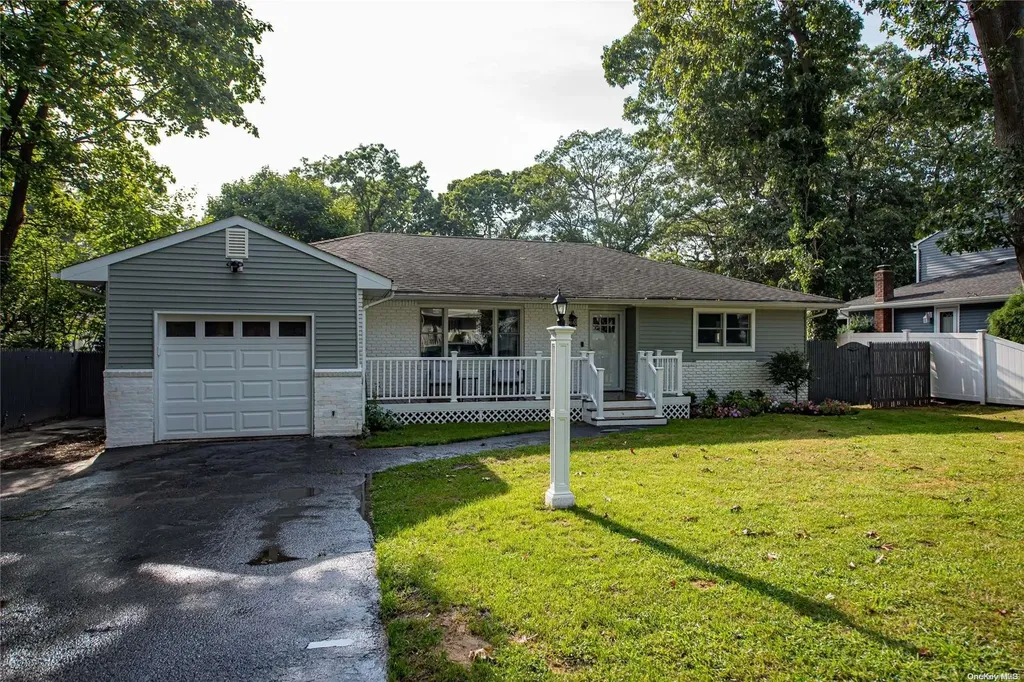 54 Forest Avenue Nesconset NY 11767
