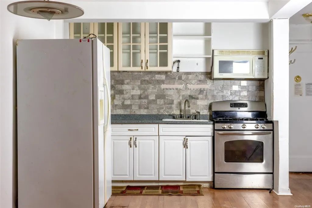 102-55 67th Road Forest Hills NY 11375