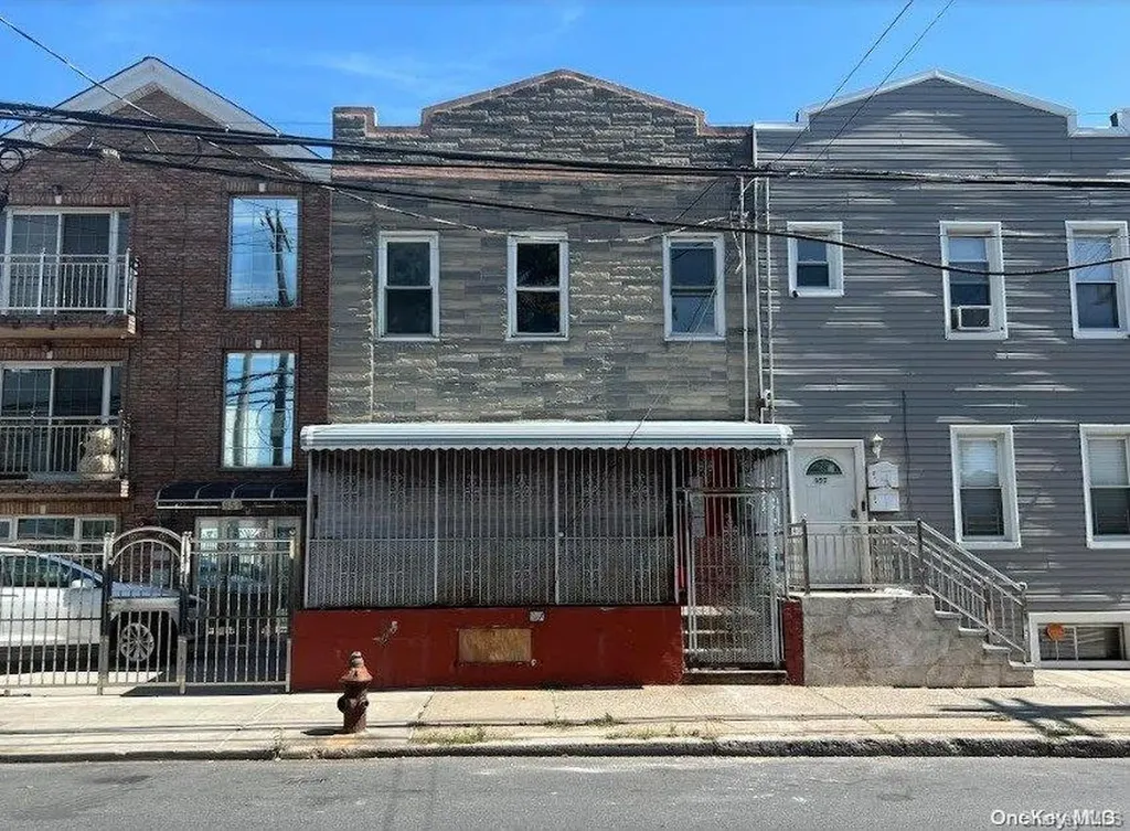 955 Crescent Street Brooklyn NY 11208