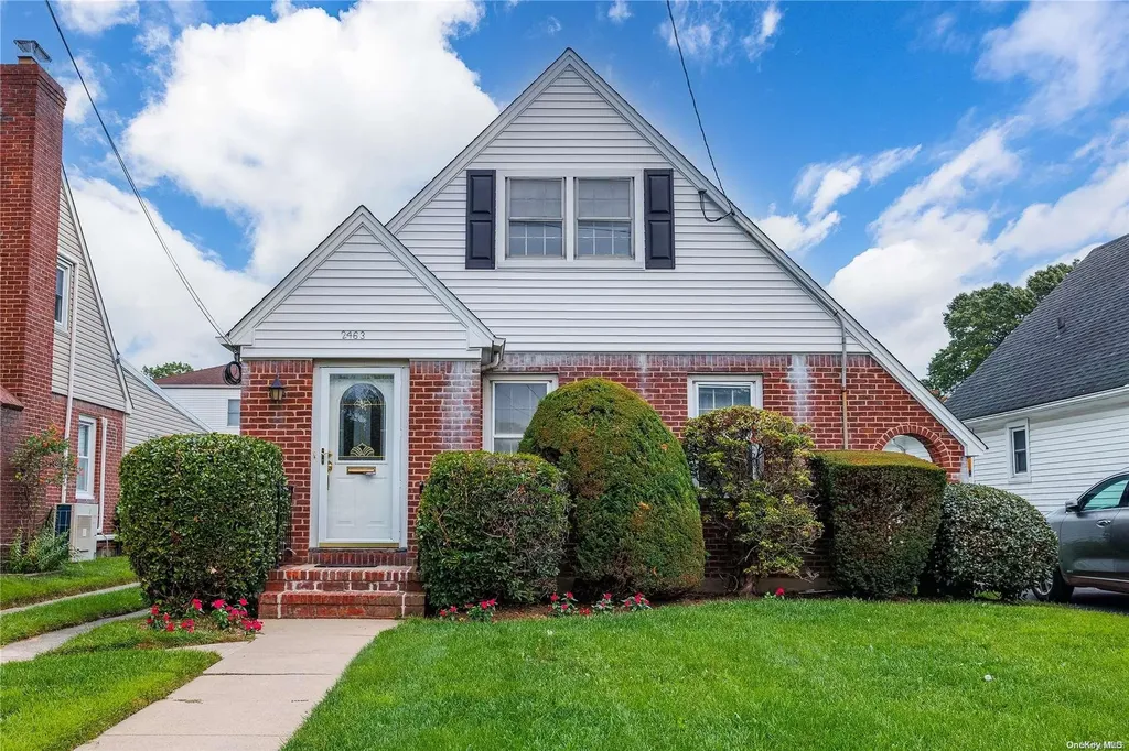 2463 Columbus Avenue Oceanside NY 11572