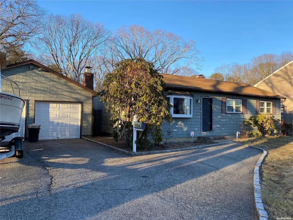 Islip Terrace NY 11752