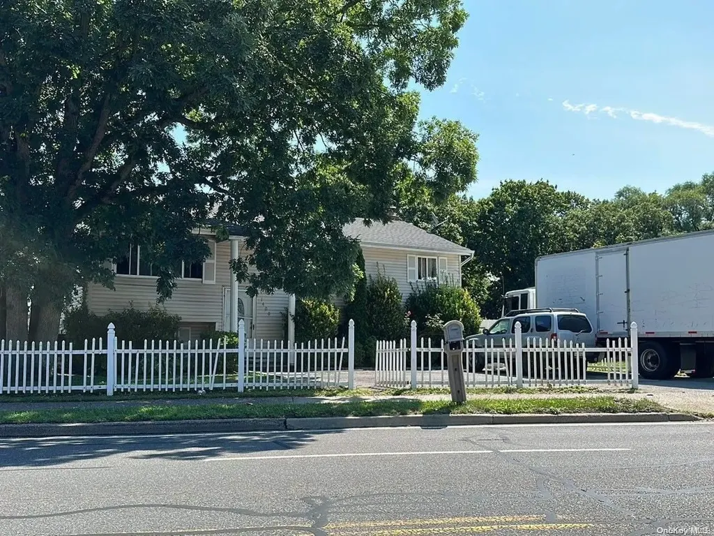 1400 Straight Path Wyandanch NY 11798
