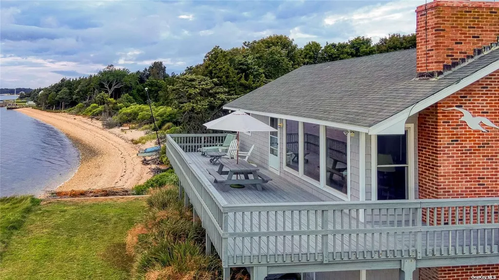 1355 Watersedge Way Southold NY 11971