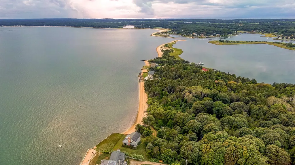 1355 Watersedge Way Southold NY 11971