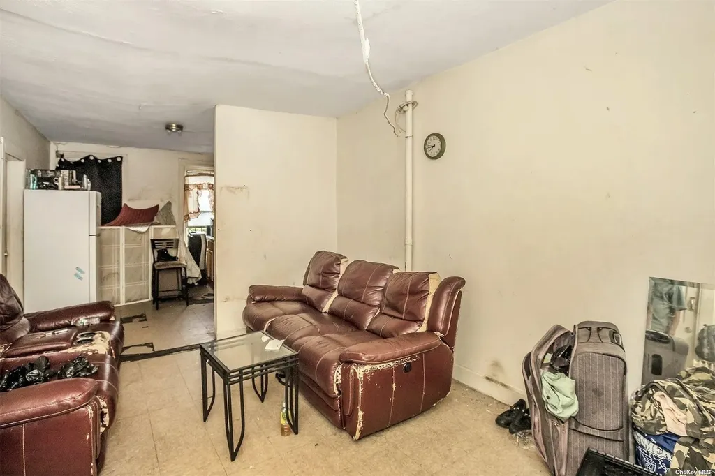 Brooklyn NY 11233