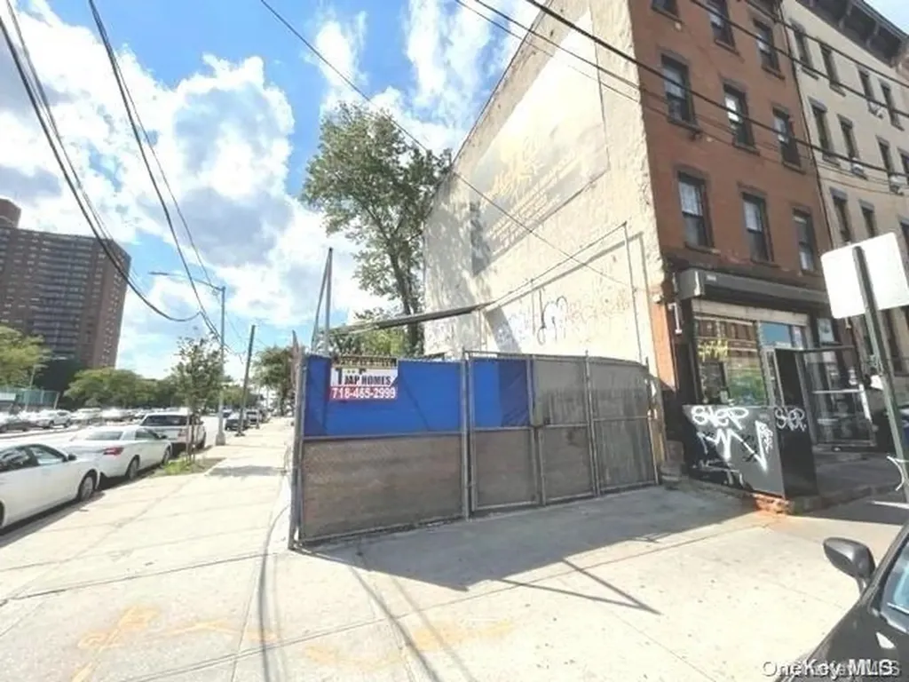 196 Rockaway Avenue Brooklyn NY 11233