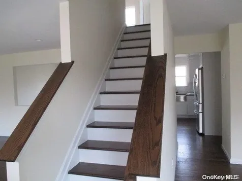 655 Bourdois Avenue Bellport NY 11713