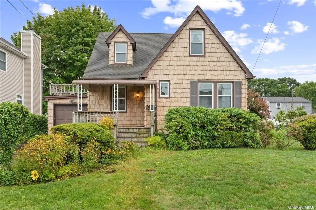 1580 Elgin Avenue East Meadow NY 11554