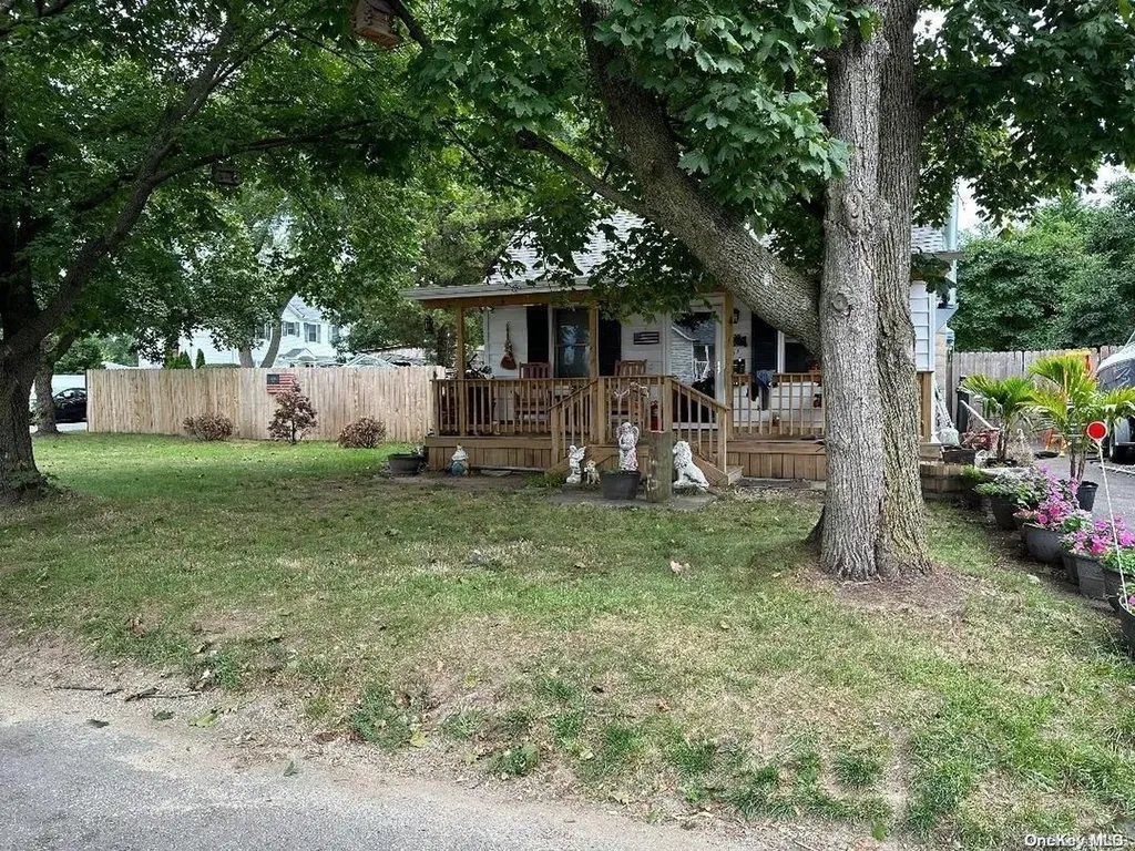 151 Forest Avenue West Babylon NY 11704