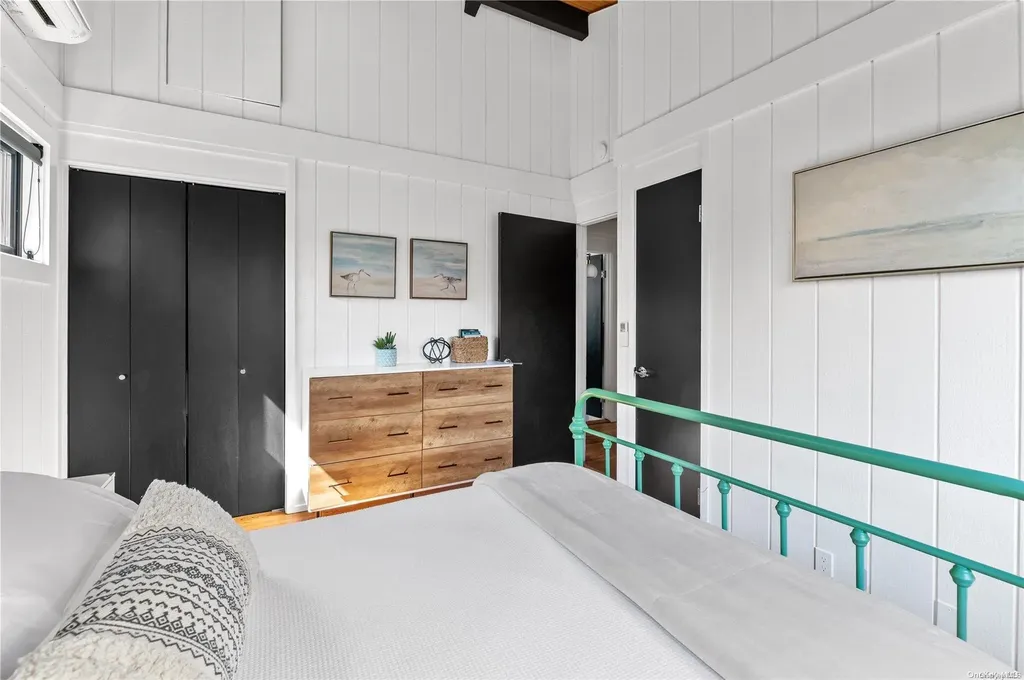 220 Cottage Walk Ocean Beach NY 11770
