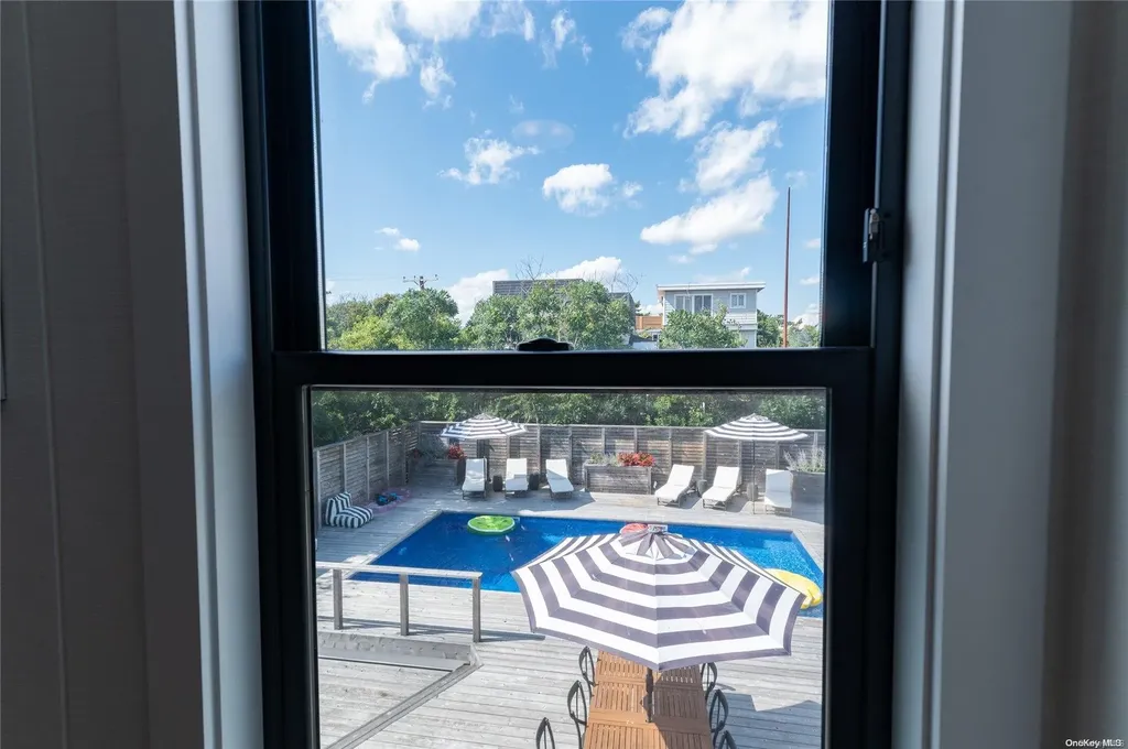 220 Cottage Walk Ocean Beach NY 11770
